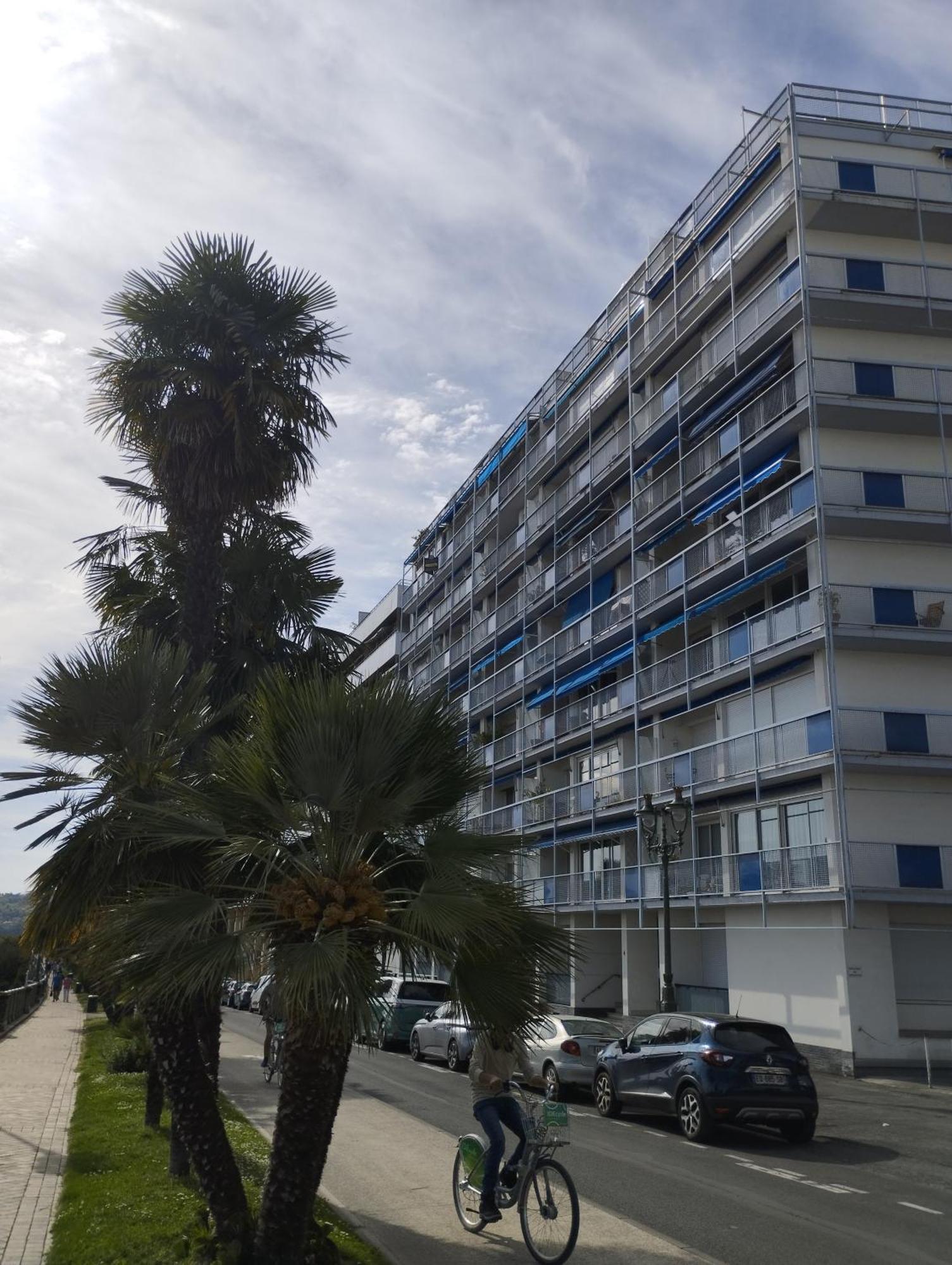 Chambrette Boulevard Des Pyrenees Hypercentre 10M Carre Wc Sur Le Palier, Porte40 Pau Exterior foto